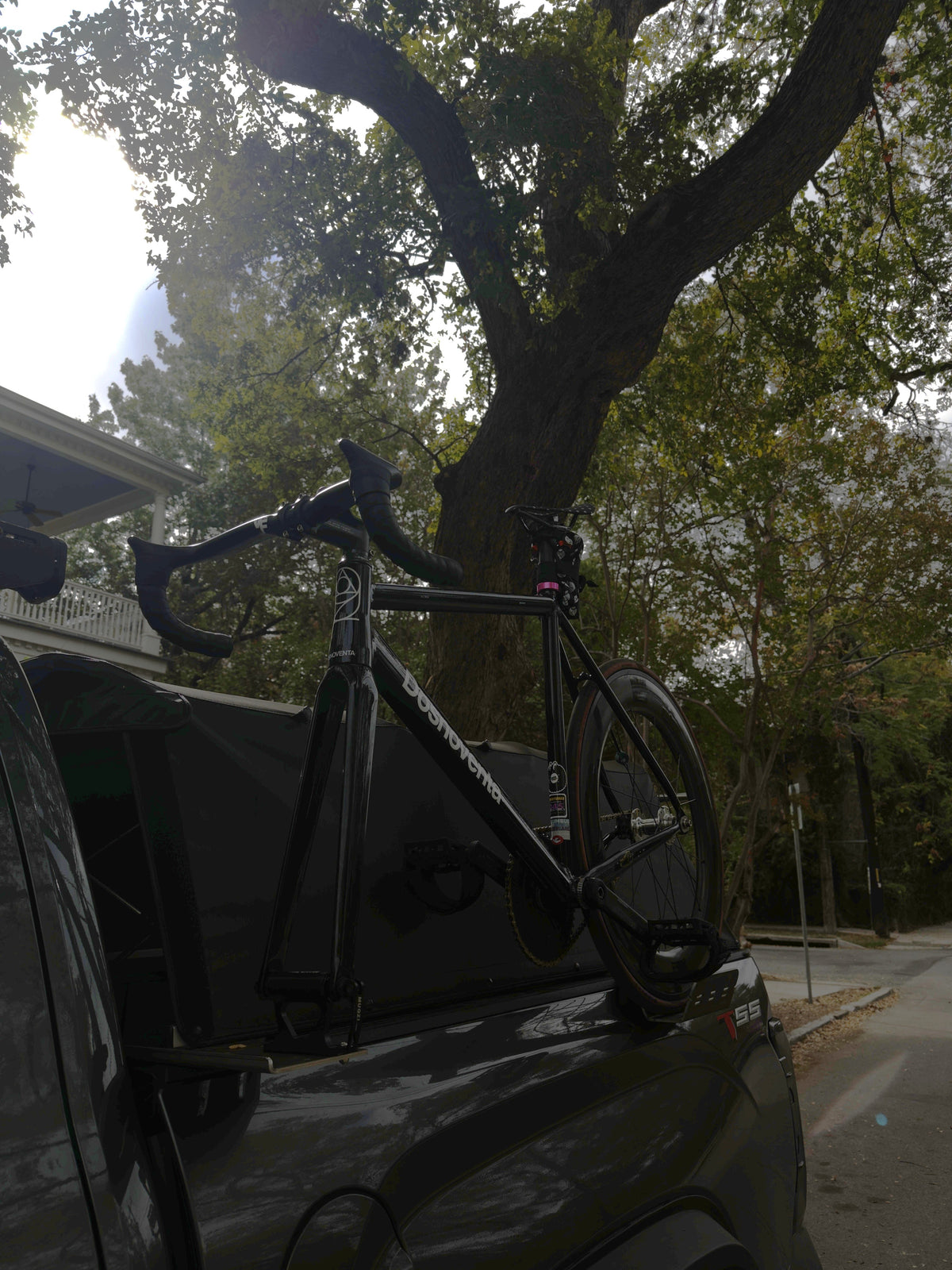 SideRide Bike Mounts - Tundra 2022+